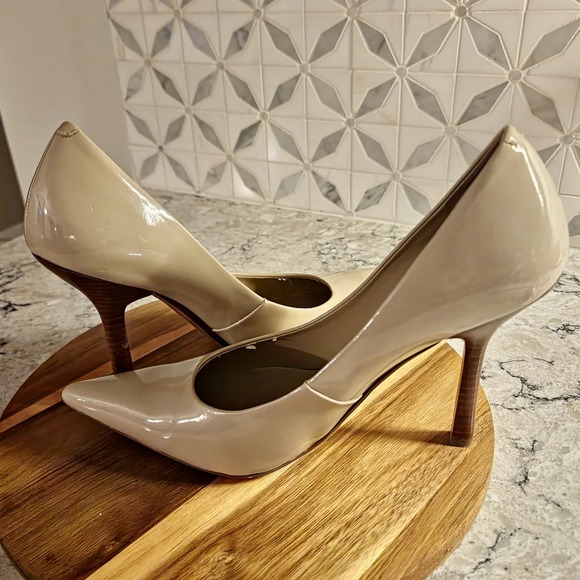 Guess Nude Heels Women's Size 10 - Picture 10 of 12